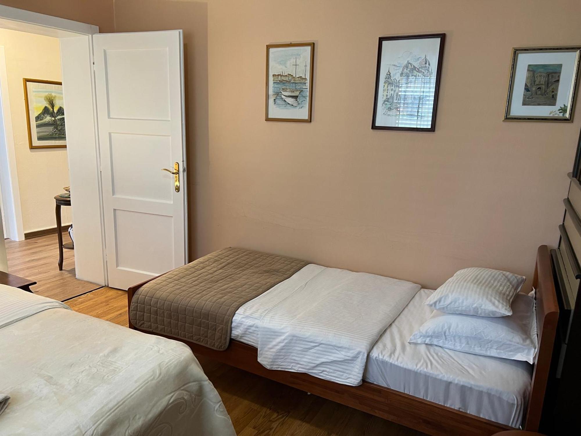 Apartments Dragovic Niksic Ngoại thất bức ảnh
