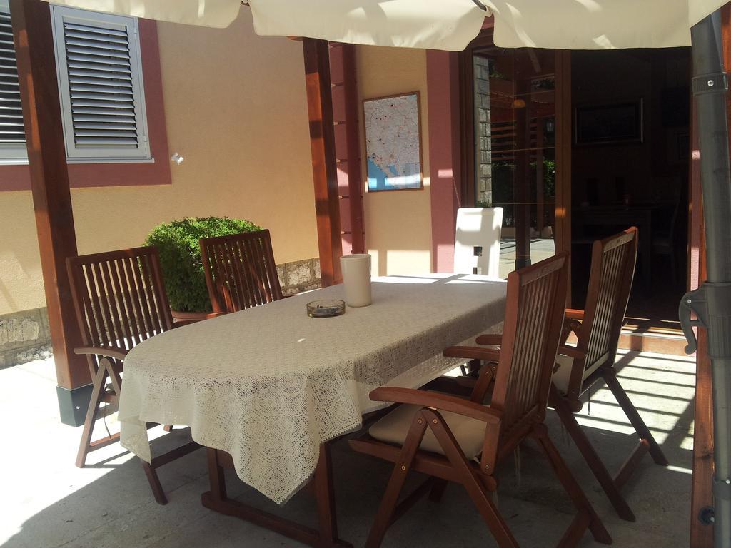 Apartments Dragovic Niksic Ngoại thất bức ảnh