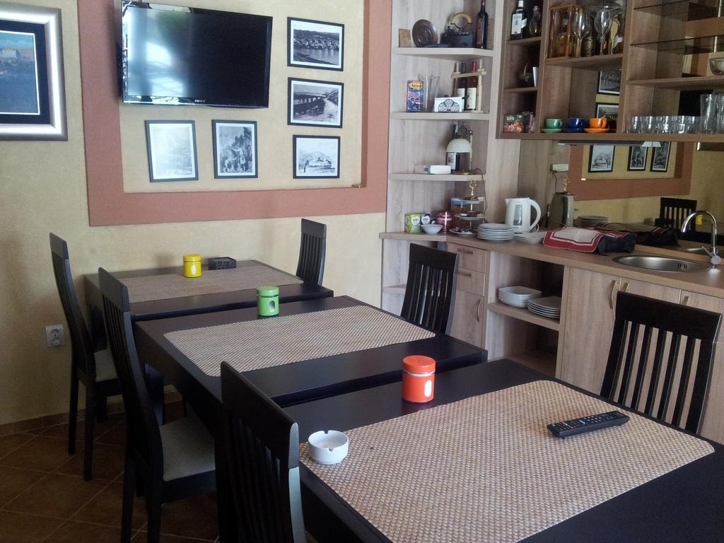 Apartments Dragovic Niksic Ngoại thất bức ảnh