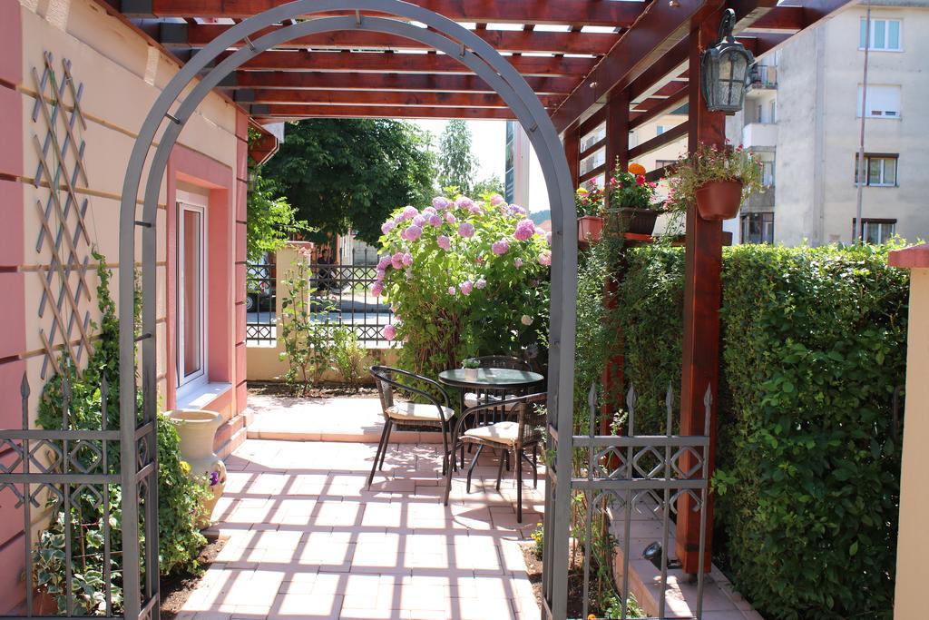 Apartments Dragovic Niksic Ngoại thất bức ảnh
