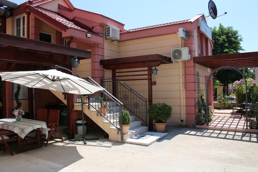 Apartments Dragovic Niksic Ngoại thất bức ảnh