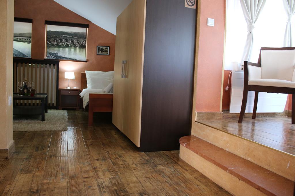 Apartments Dragovic Niksic Ngoại thất bức ảnh